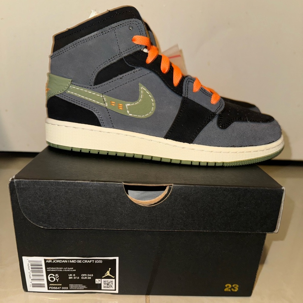 Air Jordan 1 mid se craft (gs)